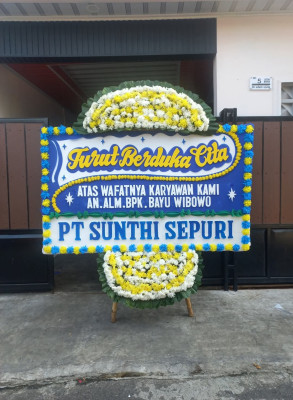 Papan Bunga Duka di Kuningan